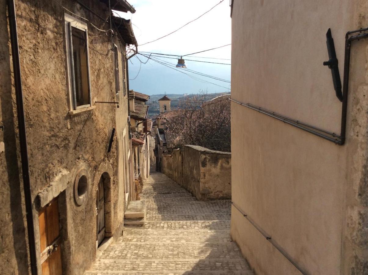 Da Sciuri Case Vacanza Barisciano Extérieur photo